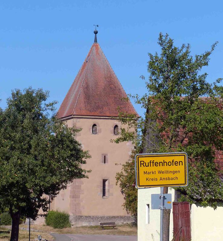 Die St. Nikolauskirche in Ruffenhofen