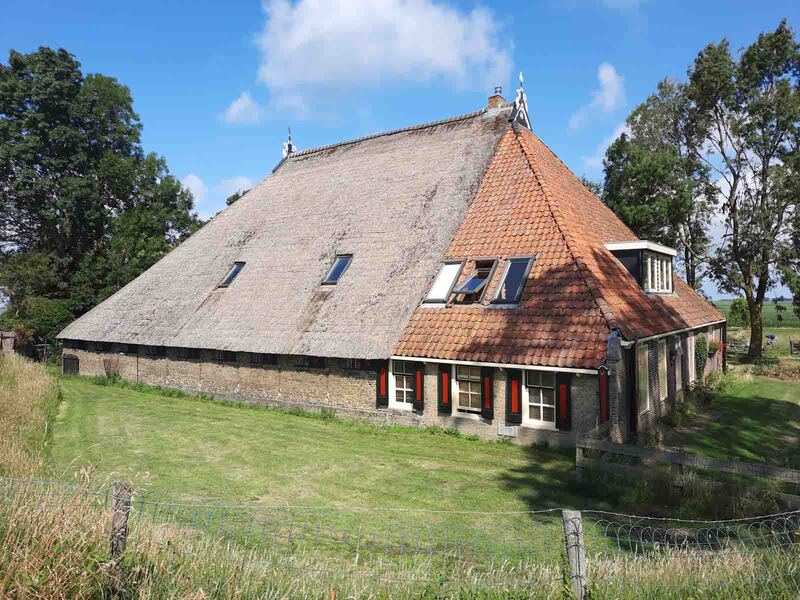 Typisches Bauernhaus auf Friesland