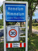 Hemelun - Himmelum - Ortsschilder sind zweisprachig